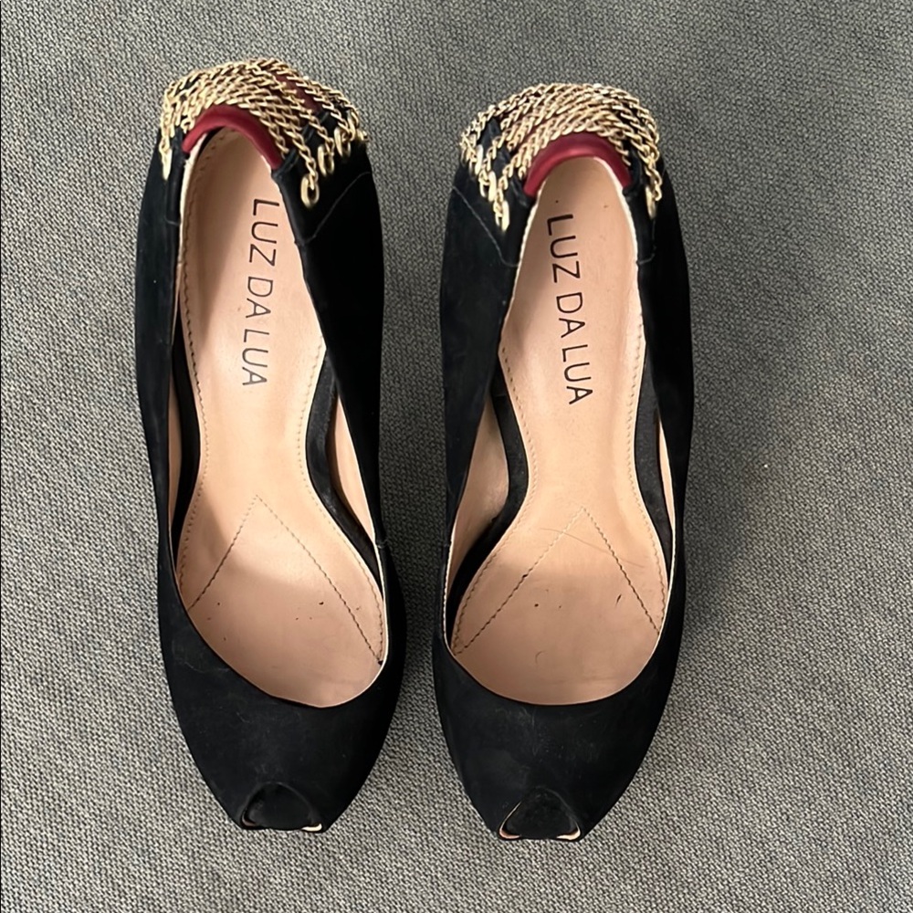 Black Peep-Toe Heels with Golden Accent